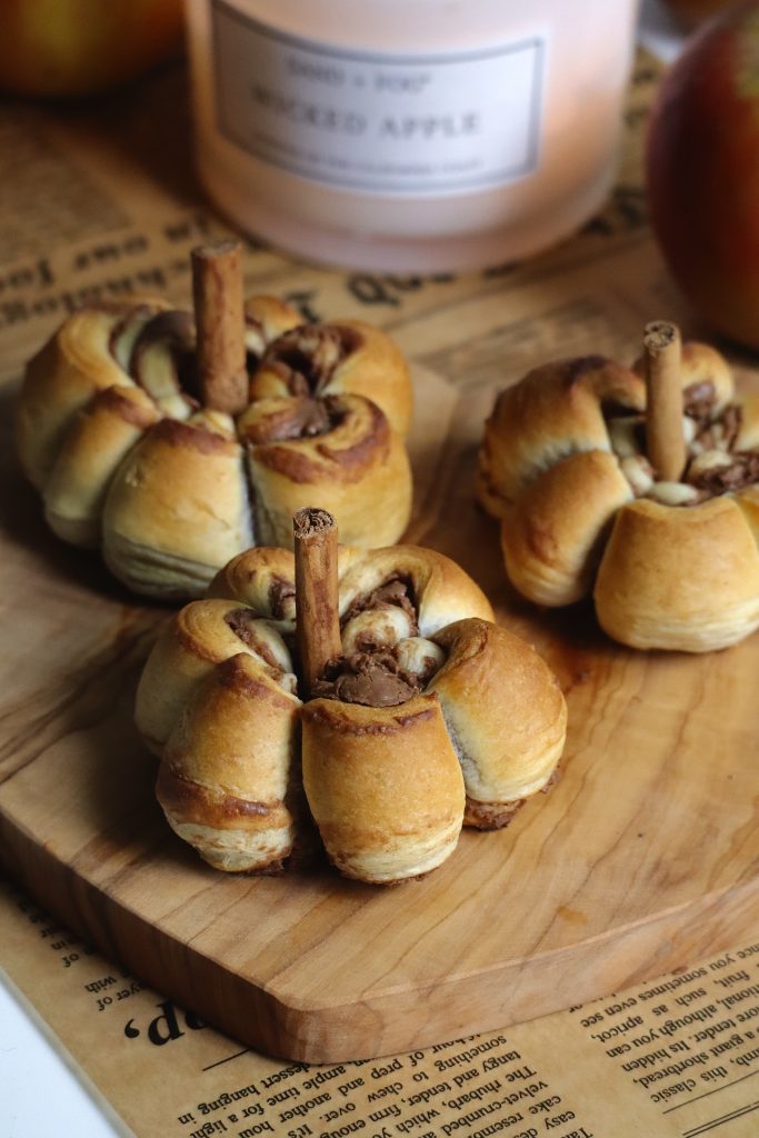 Pumpkin Shaped Cinnamon Rolls
