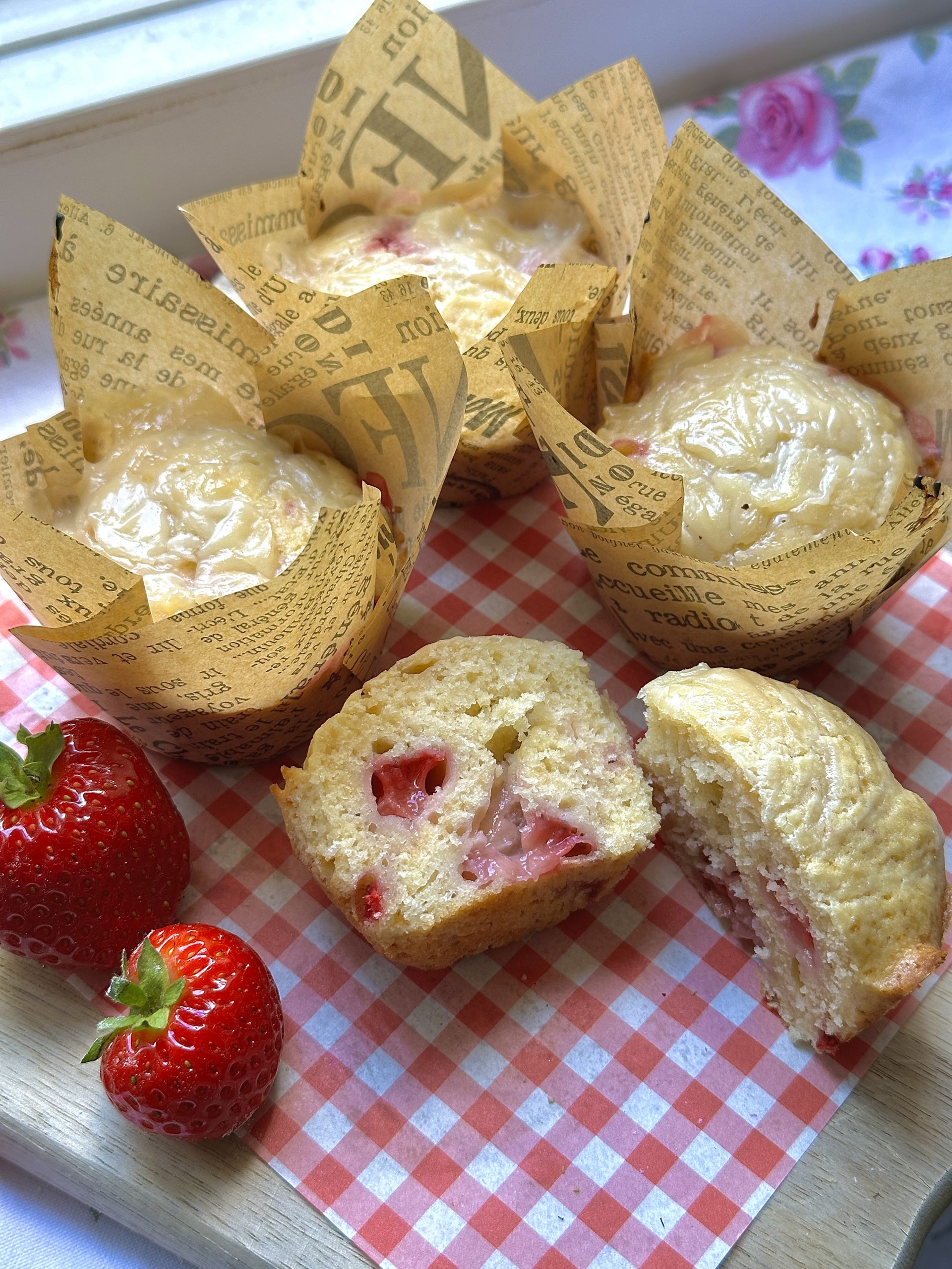 Strawberries & Cream Muffins