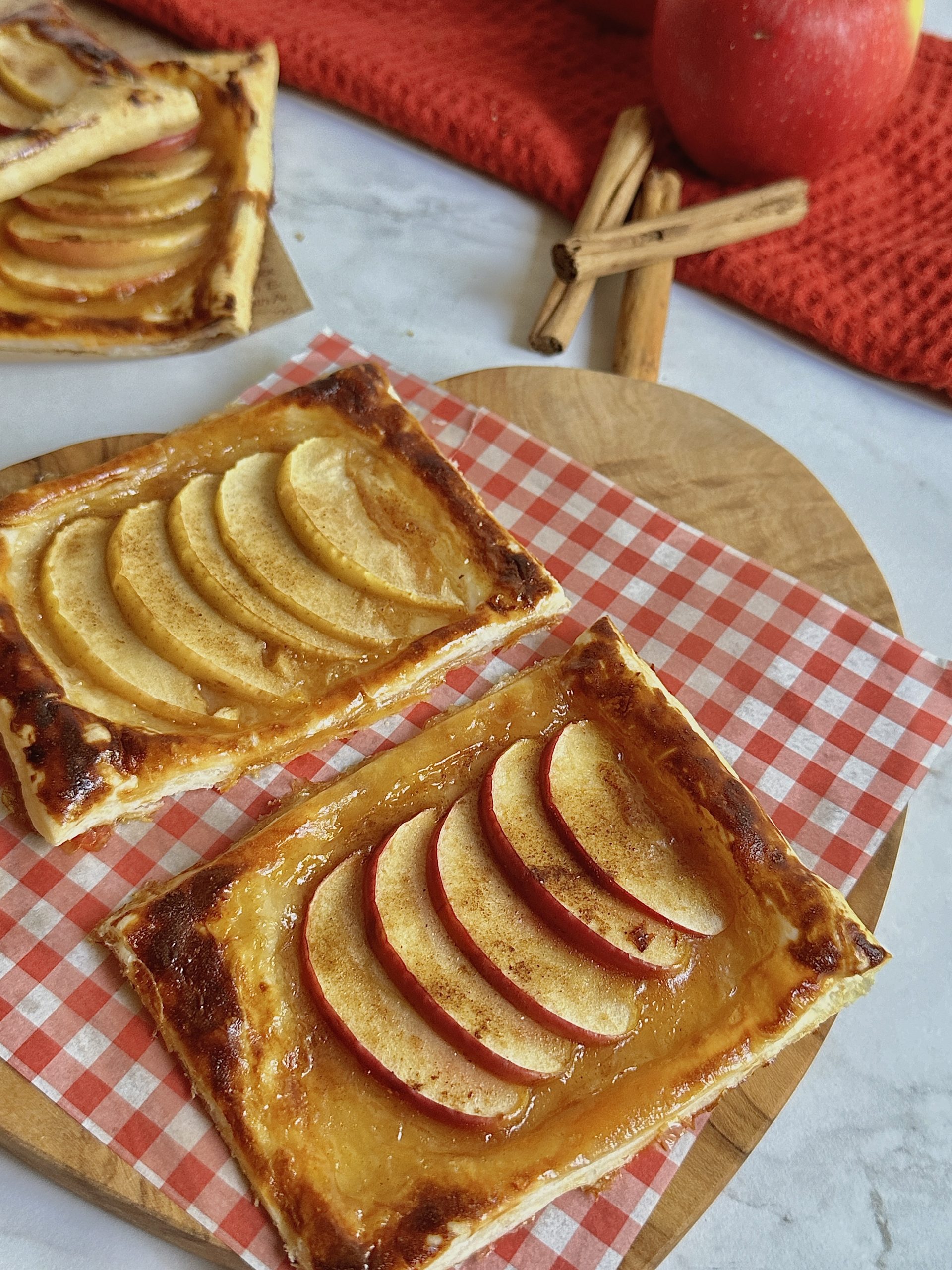 Mini Apple Pastry