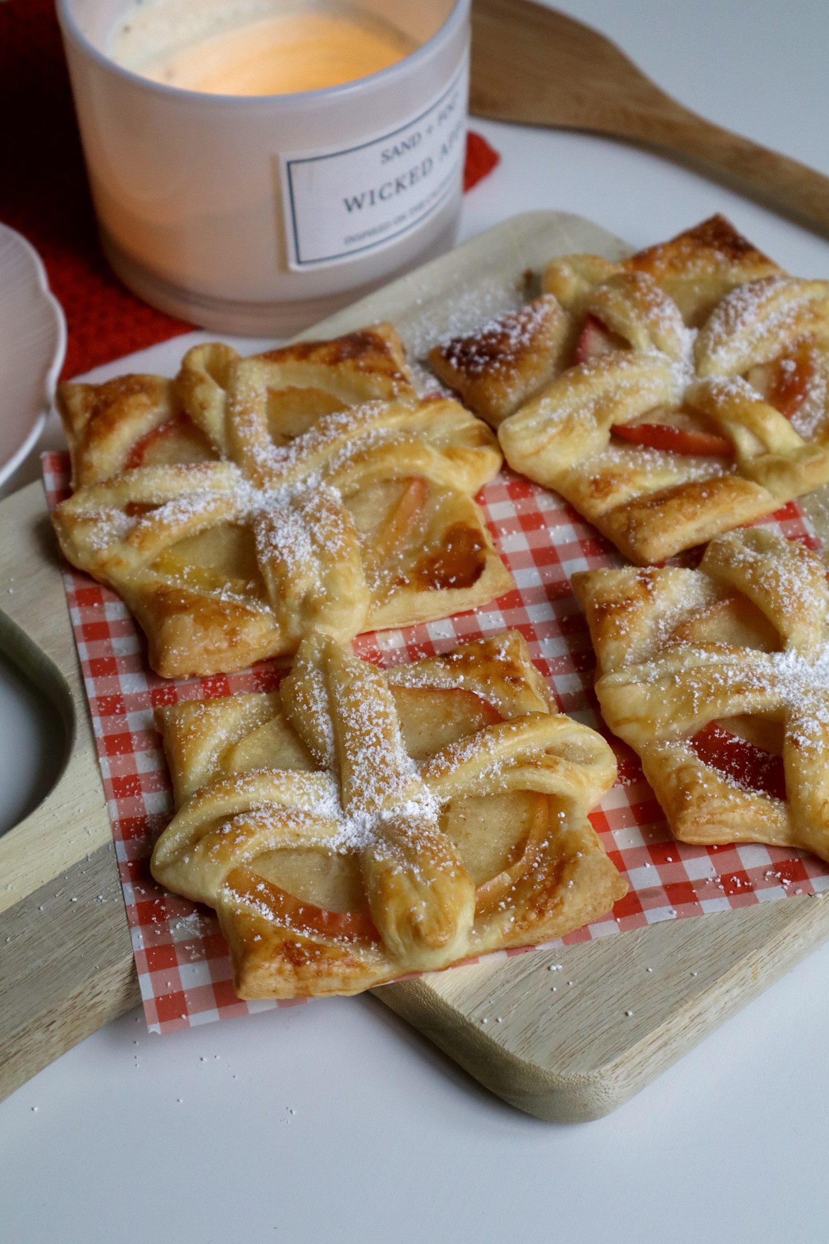 Cinnamon Apple Pastry